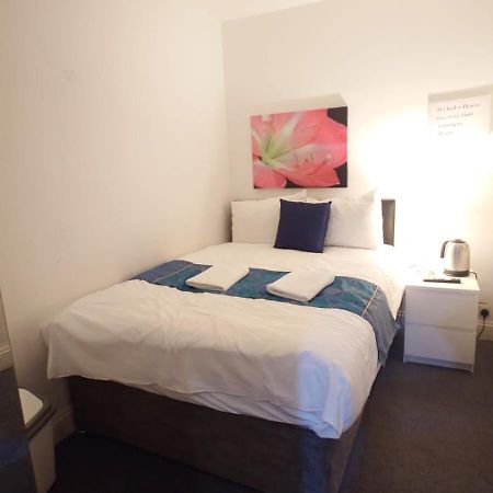 Eurostar Budget Rooms - Next To Kings Cross & Eurostar Train Station London Exterior foto