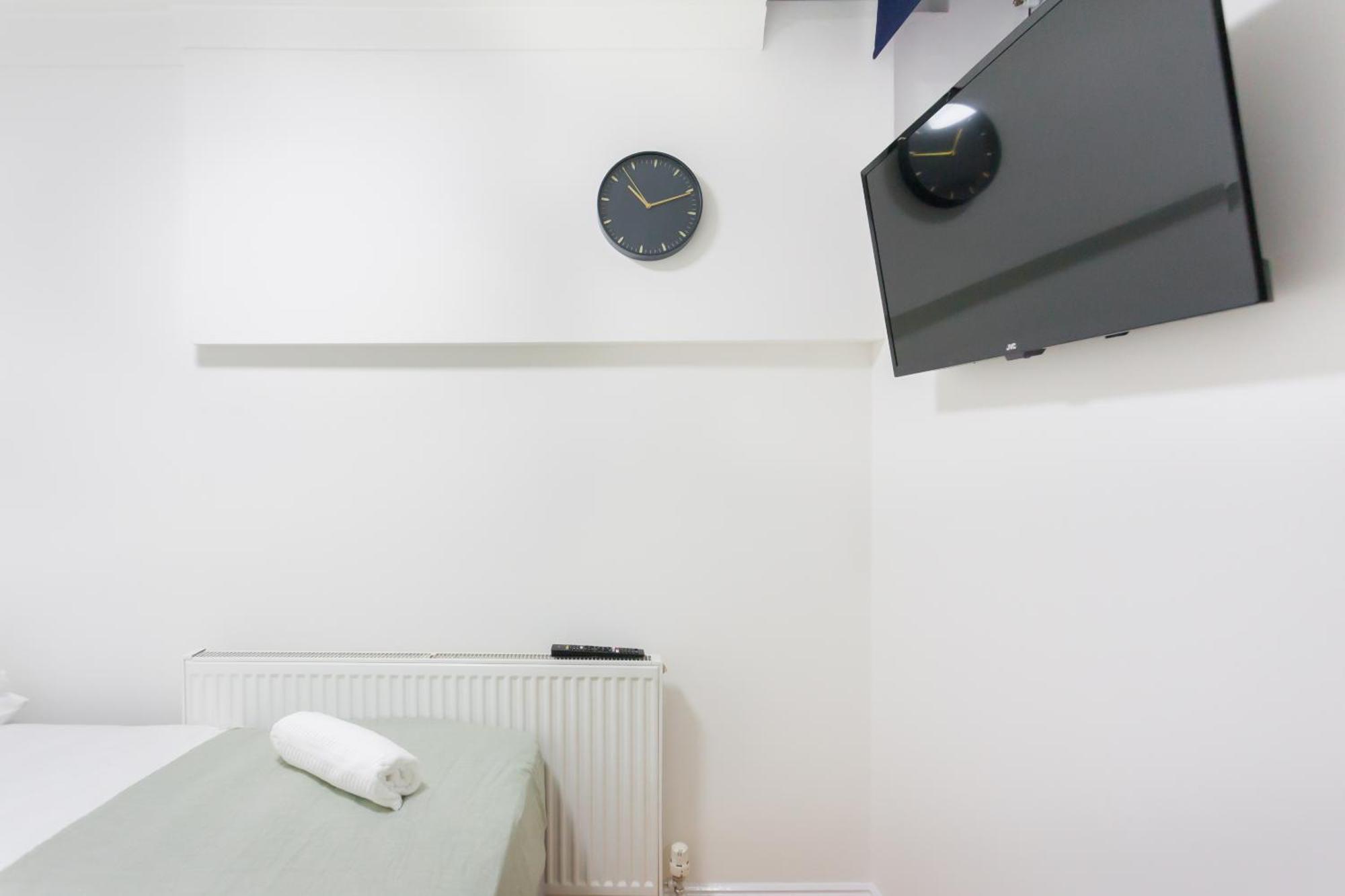 Eurostar Budget Rooms - Next To Kings Cross & Eurostar Train Station London Exterior foto